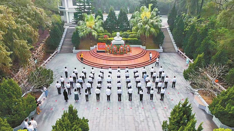 “‘谷公’是我们心中的‘谷满仓’”